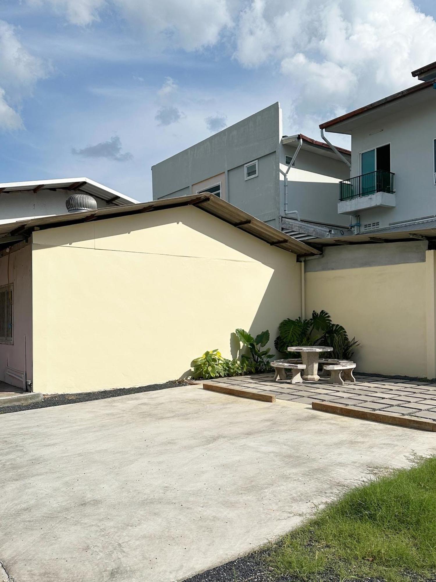 Stay Thought Surat Thani Exterior photo